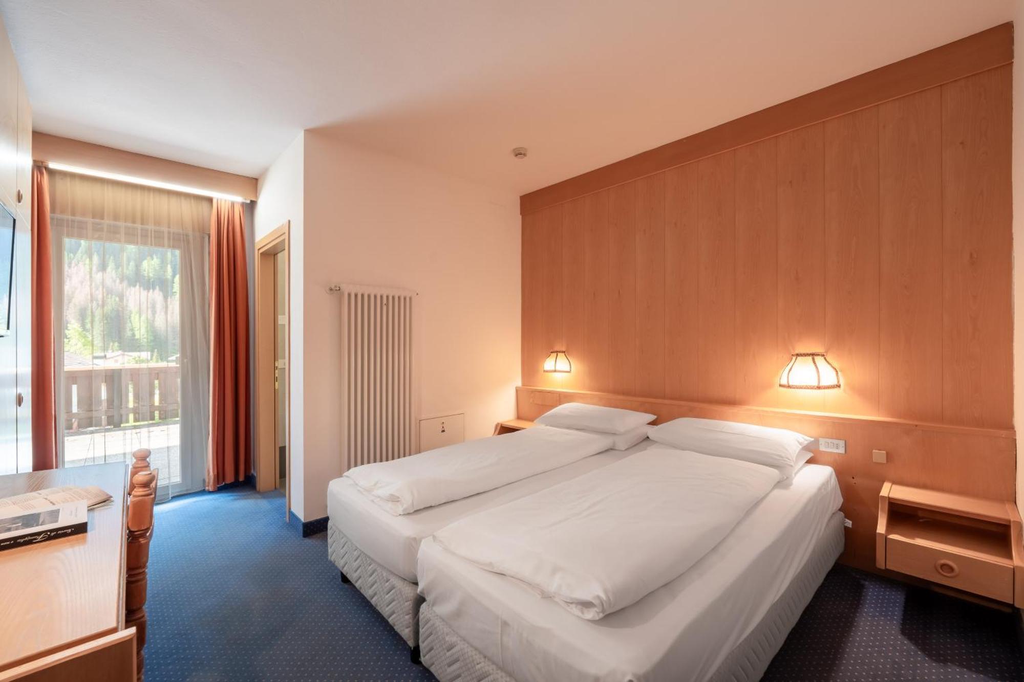 Hotel Grohmann كامبيتيلو دي فاسا المظهر الخارجي الصورة